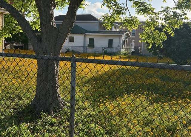 Property at 1210 27th St, Galveston, TX 77550