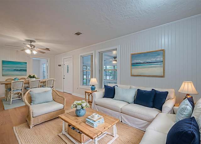Property at 1372 W Pine Lake Cir, Conroe, TX 77316, 2 beds, 2 baths