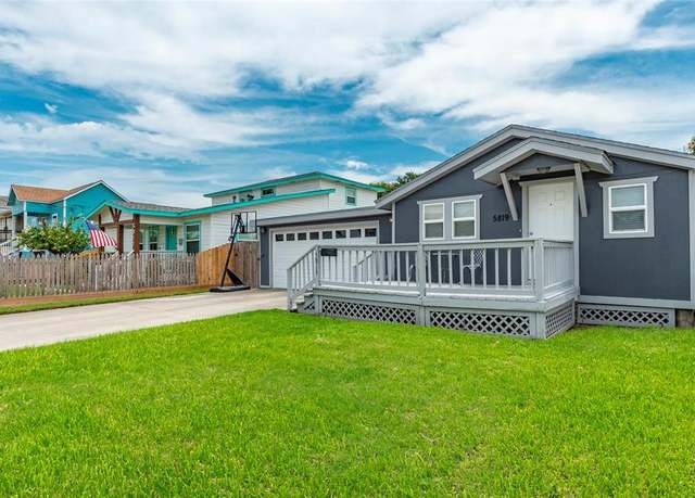 Property at 5819 Avenue R, Galveston, TX 77551, 3 beds, 2 baths