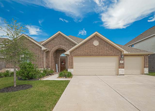 Property at 406 Riesling Dr, Alvin, TX 77511, 4 beds, 3 baths