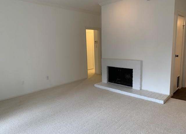Property at 11711 Memorial Dr #513, Houston, TX 77024, 1 bed, 1 bath