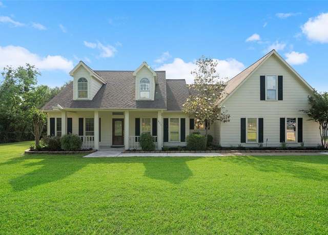 Property at 331 Moonshine Hill Rd, Houston, TX 77338, 3 beds, 2 baths