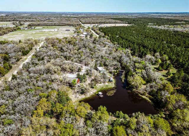 Property at 3190 Settlers Ln, Madisonville, TX 77864, 2 beds, 3 baths