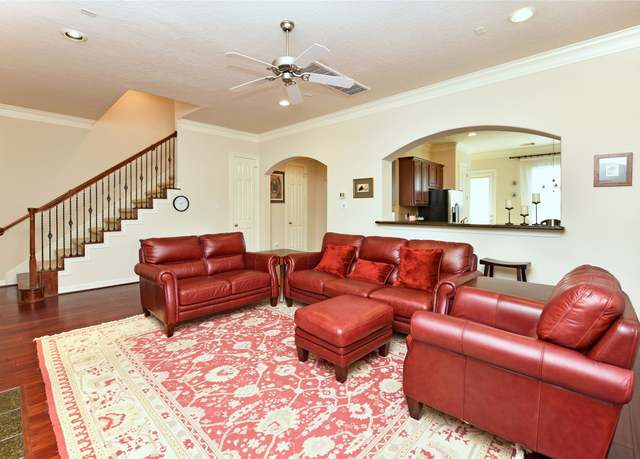 Property at 1226 Sopris Dr, Houston, TX 77077, 3 beds, 3.5 baths