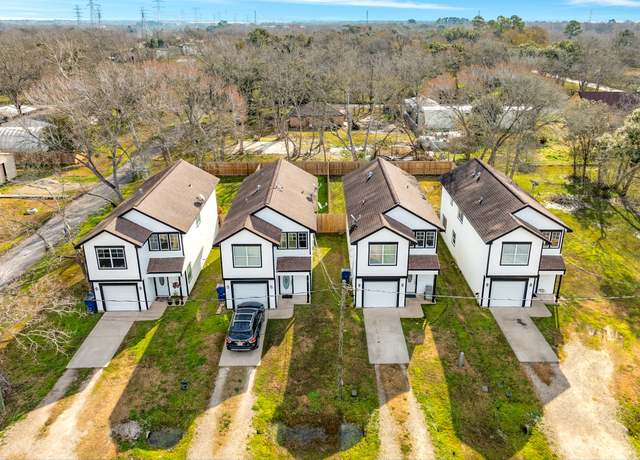 Property at 7903-7915 Masters Rd, Manvel, TX 77578, 3 beds, 2 baths