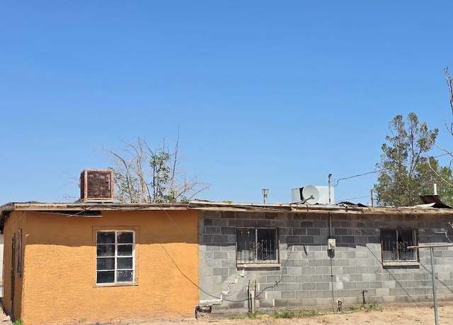 Property at 724 Artemediano St, Socorro, TX 79927, 3 beds, 2 baths