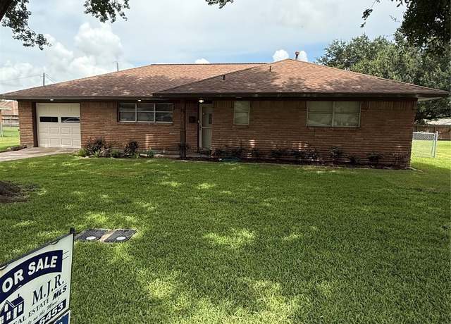 Property at 3625 Whatley Dr, Deer Park, TX 77536, 3 beds, 2 baths