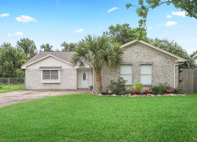 Property at 4609 S Flamingo Dr, Seabrook, TX 77586, 4 beds, 2 baths