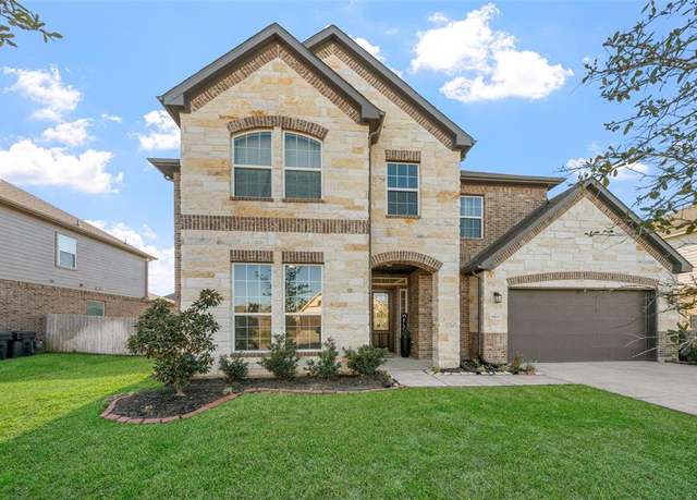 Property at 9207 Secretariat Ln, Baytown, TX 77523, 4 beds, 3.5 baths
