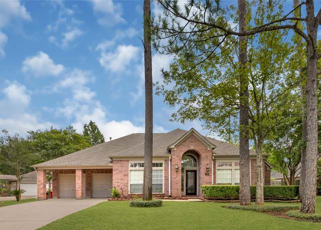 Property at 709 Hidden Woods Ln, Friendswood, TX 77546, 4 beds, 3.5 baths