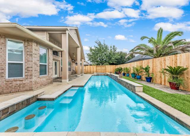Property at 4707 Middlewood Manor Ln, Katy, TX 77494, 4 beds, 4.5 baths