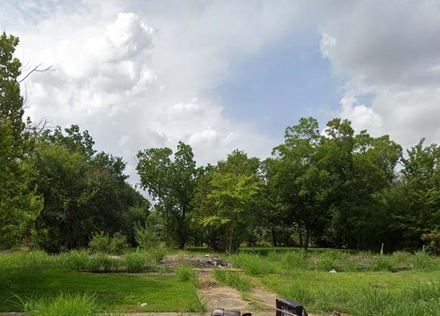Property at 5106 Pershing St, Houston, TX 77033