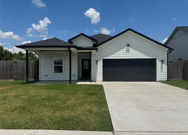 Property at 2114 W Humble Ave, Baytown, TX 77520, 3 beds, 2 baths