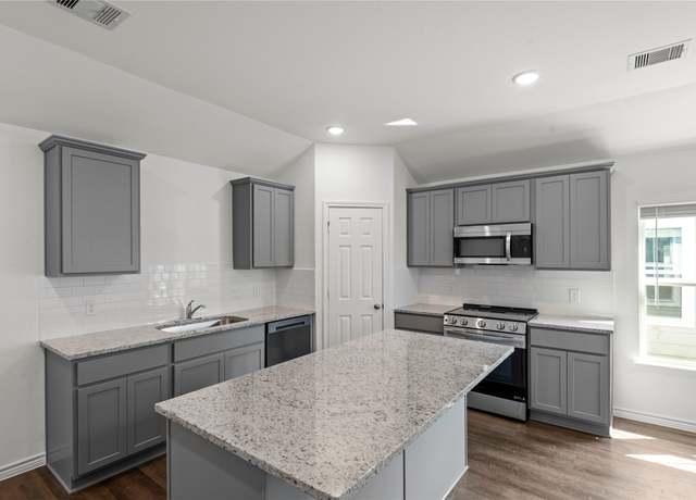 Property at 807 Stoney Point Ln, Dayton, TX 77535, 3 beds, 2 baths