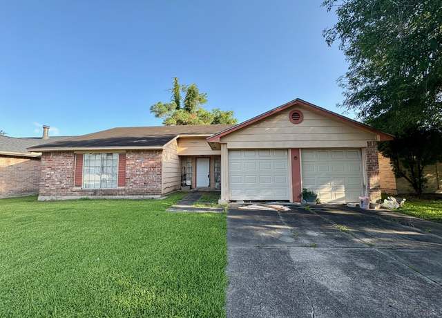 Property at 13314 N Thorntree Dr, Houston, TX 77015, 3 beds, 2 baths