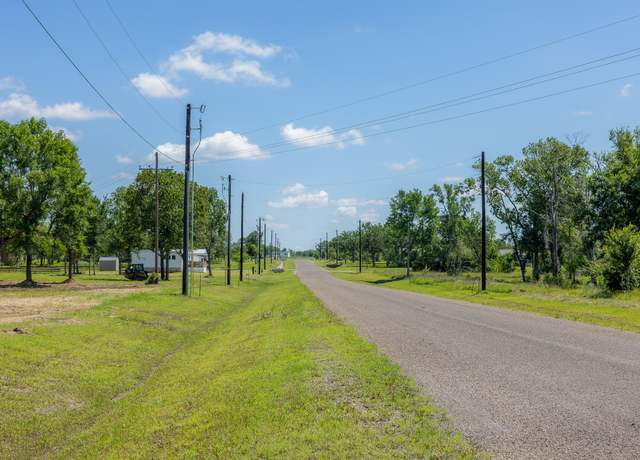 Property at 6523 Atakapan Trl, Bedias, TX 77831