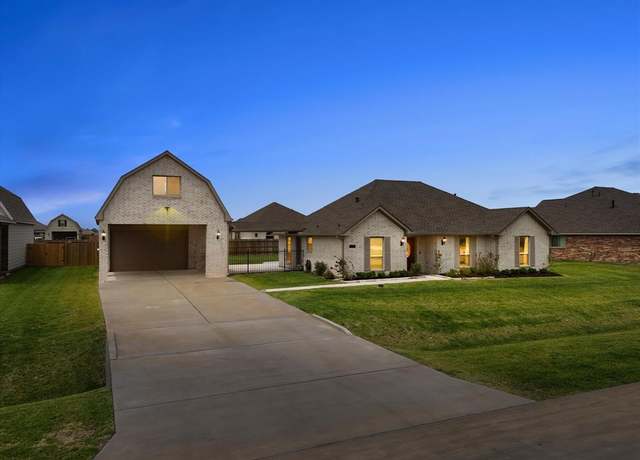 Property at 2114 Yarnell Rd, Dickinson, TX 77539, 3 beds, 3 baths