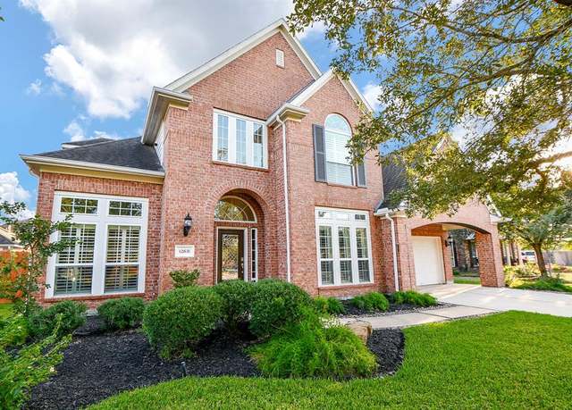 Property at 12631 Midland Creek Dr, Tomball, TX 77377, 4 beds, 4.5 baths