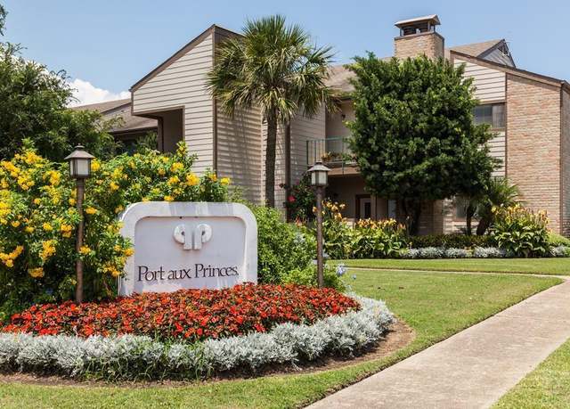 Property at 7098 N Holiday Dr, Galveston, TX 77550, 1 bed, 1 bath