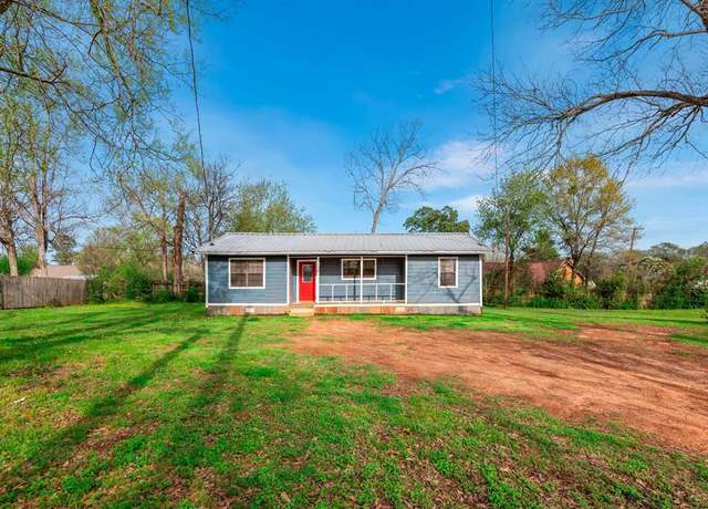 Property at 138 1st St, Alto, TX 75925, 2 beds, 1 bath