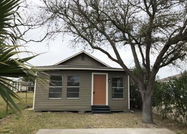 Property at 636 5th St, San Leon, TX 77539, 2 beds, 1 bath
