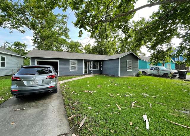 Property at 7539 Carothers St, Houston, TX 77028, 4 beds, 1 bath