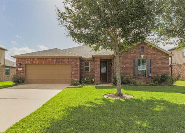 Property at 3713 Belmore Ln, Pearland, TX 77584, 3 beds, 2 baths