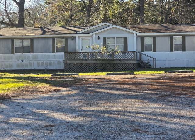 Property at 15661 N Highway 75, Willis, TX 77378, 3 beds, 2.5 baths