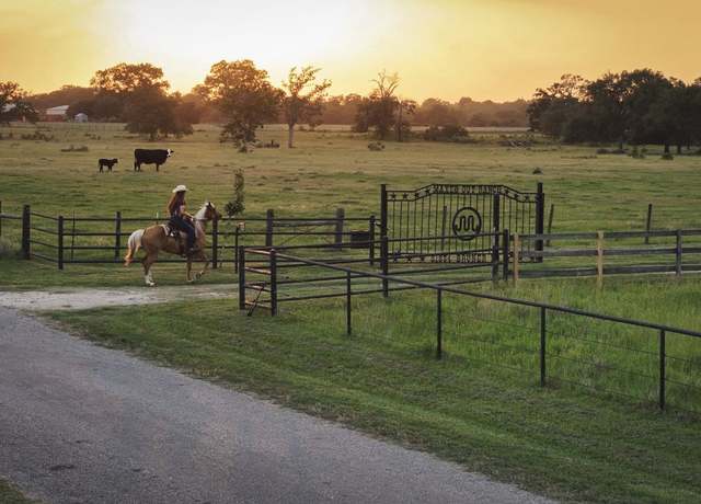 Property at 31834 Bruner Rd, Waller, TX 77484, 3 beds, 2 baths