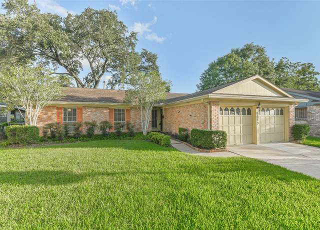 Property at 8419 Stroud Dr, Houston, TX 77036, 3 beds, 2 baths