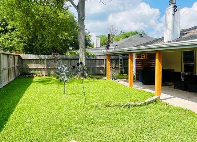 Property at 16339 Peach Orchard Dr, Humble, TX 77396, 3 beds, 2 baths