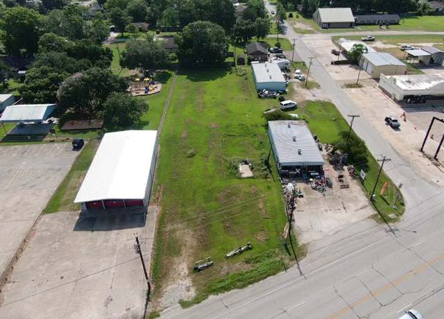 Property at 1015 A S Brooks St, Brazoria, TX 77422