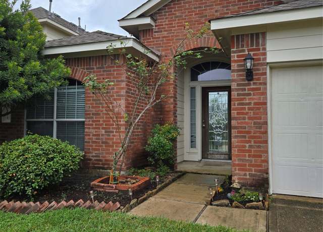 Property at 10138 Corvallis Dr, Houston, TX 77095, 3 beds, 2 baths
