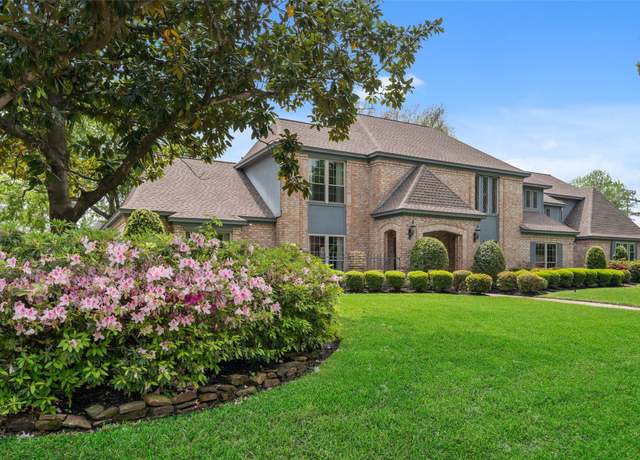 Property at 12223 Laneview Dr, Houston, TX 77070, 5 beds, 3.5 baths