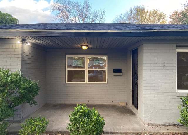 Property at 918 Twinbrooke Dr, Houston, TX 77088, 3 beds, 2 baths