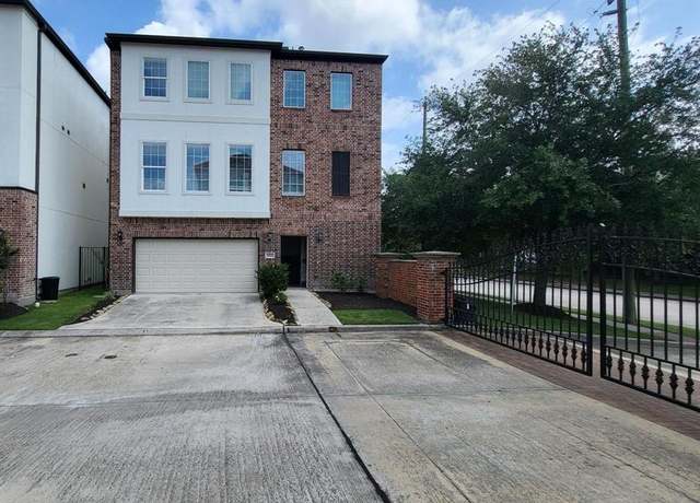 Property at 4510 Dorado Dr, Houston, TX 77345, 4 beds, 3.5 baths