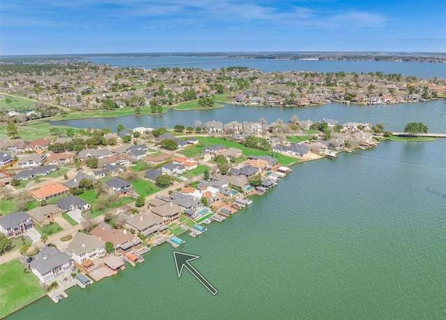 Property at 84 Waterford Way, Montgomery, TX 77356, 4 beds, 4 baths