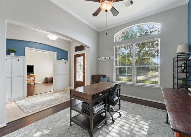 Property at 17319 Lake Clark Ln, Humble, TX 77346, 3 beds, 2.5 baths