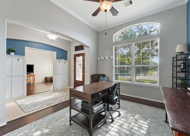 Property at 17319 Lake Clark Ln, Humble, TX 77346, 3 beds, 2.5 baths