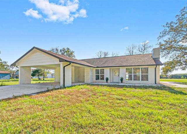 Property at 456 Deep Woods Ln, Livingston, TX 77351, 4 beds, 2 baths