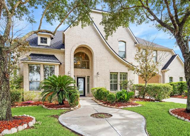 Property at 19731 Mission Pines Ln, Richmond, TX 77407, 4 beds, 3.5 baths