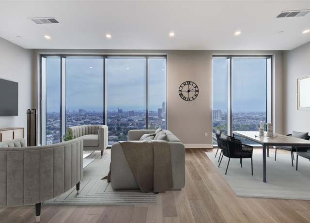 Property at 1711 Allen Pkwy #2203, Houston, TX 77019, 2 beds, 2.5 baths