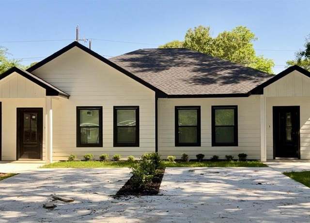 Property at 221 & 223 N Parkway Dr, Beaumont, TX 77705