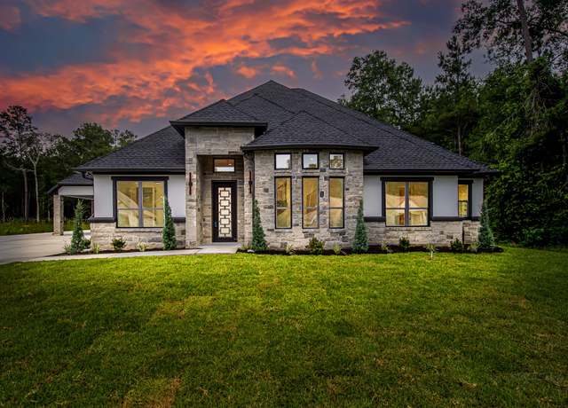 Property at 102 County Road 66111, Dayton, TX 77535, 4 beds, 4 baths