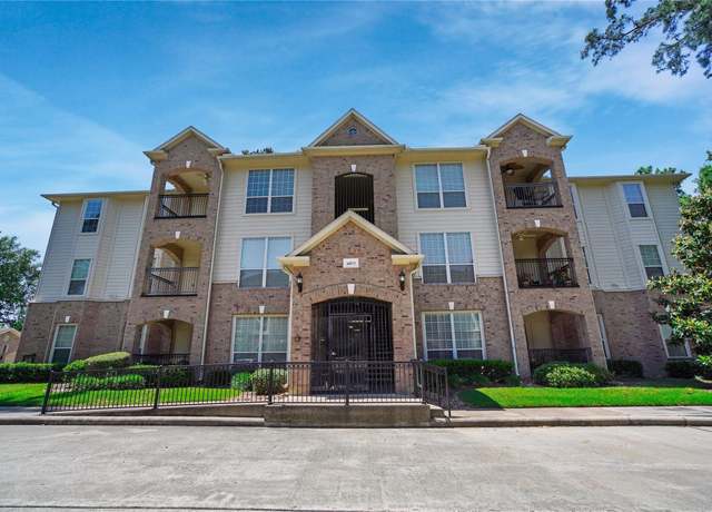 Property at 6607 Lake Woodlands Dr #334, The Woodlands, TX 77382, 2 beds, 2 baths