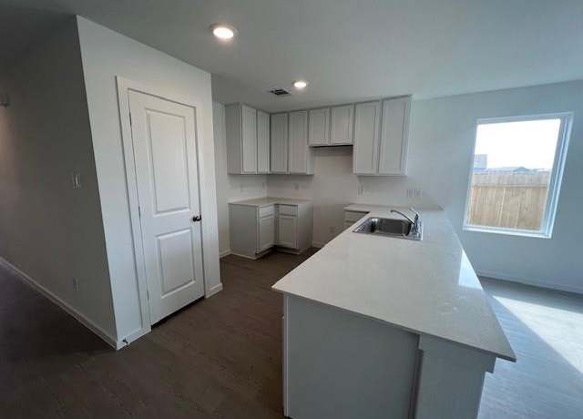Property at 356 Kingston Way, Waller, TX 77484, 4 beds, 2 baths