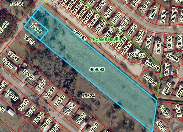 Property at 2425 Merriman St, Port Neches, TX 77651, 3 beds, 2 baths