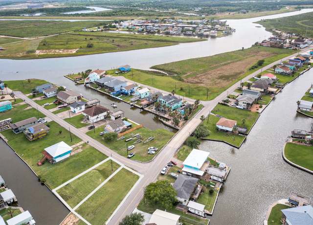 Property at 106 Jolly Boat Ln, Freeport, TX 77541