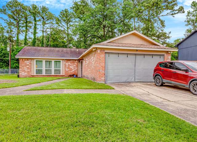 Property at 8522 Valley Forest Dr, Houston, TX 77078, 3 beds, 2 baths