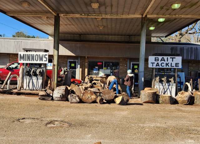 Property at 24725 N Us Highway 59 Hwy N, Queen City, TX 75572